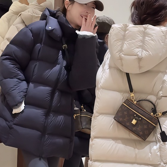 白鸭绒2025冬季新款羽绒服女中长款连帽加厚保暖面包服羽绒外套