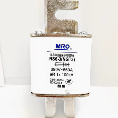 茗熔RS6-3NGT3690V快速熔断器