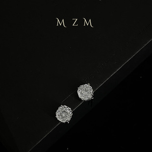 MZM闪闪白色花湖轻奢高级简约小众设计精致小巧耳环6787