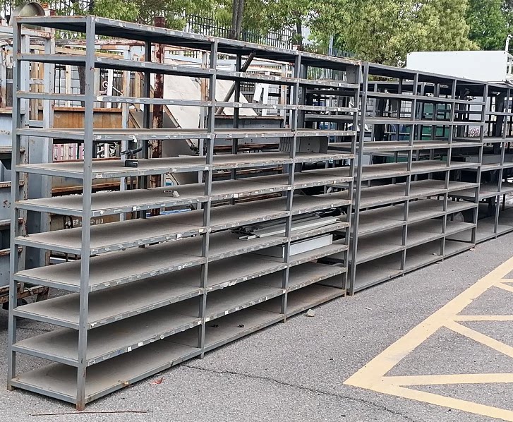 3月12日武汉某公司关于一批废旧工装杂物网络拍卖公告