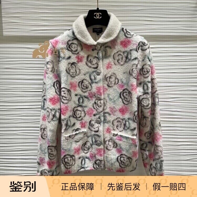 Chanel山茶花羊绒针织开衫毛衣