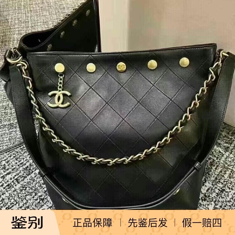 香奈儿25P新款黑金羊皮链条女包