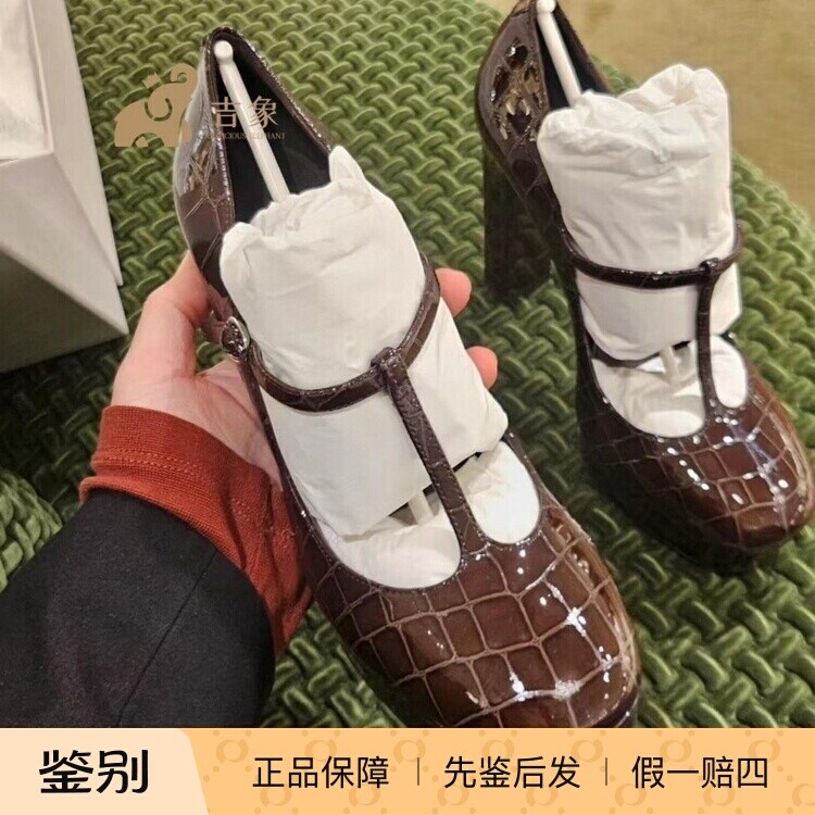 周仰杰鳄鱼纹防水台粗跟女高跟鞋