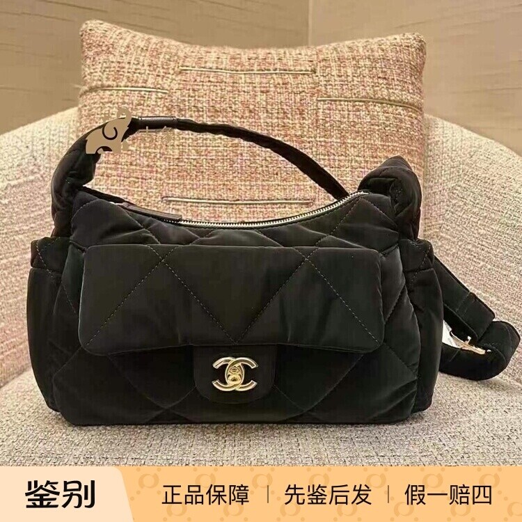 Chanel香奈儿2024款黑色丝绒包