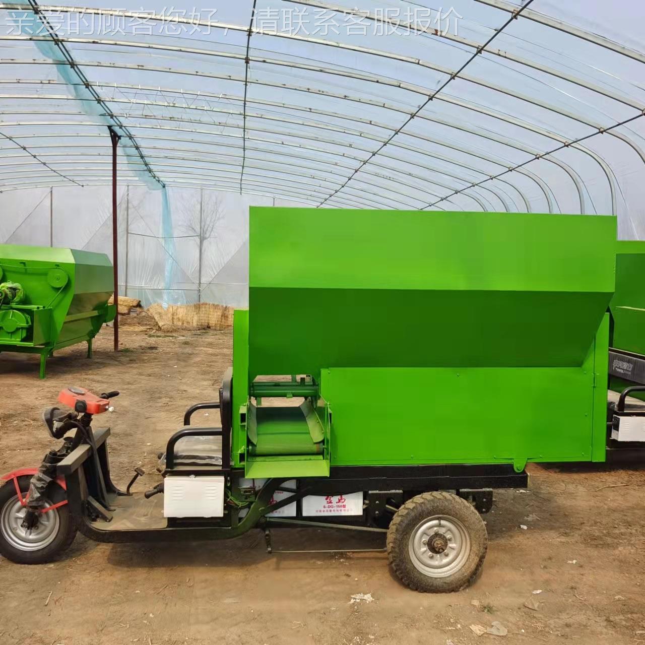 柴油双侧投料机 农用电动撒料车 畜牧牛羊养殖场三轮搅拌喂料机