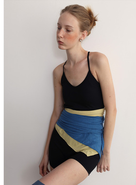 piisure 百搭纯色三角巾