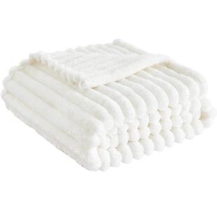 Solid color white cozy sofa throws blankets fluffy bedcover