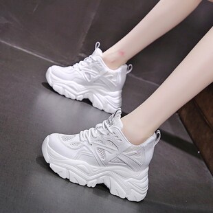 白色老爹鞋女夏季薄款2024新款透气网面厚底内增高8cm超火运动鞋