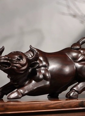 黑檀木雕牛摆件十二生肖牛气冲天实木雕刻红木工艺品客厅招财饰品