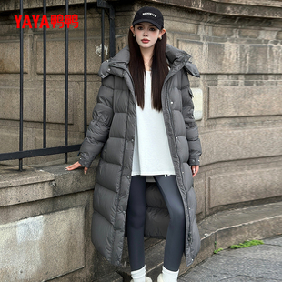 鸭鸭羽绒服女士2025冬季新品长款连帽百搭保暖90绒潮流鸭绒外套A