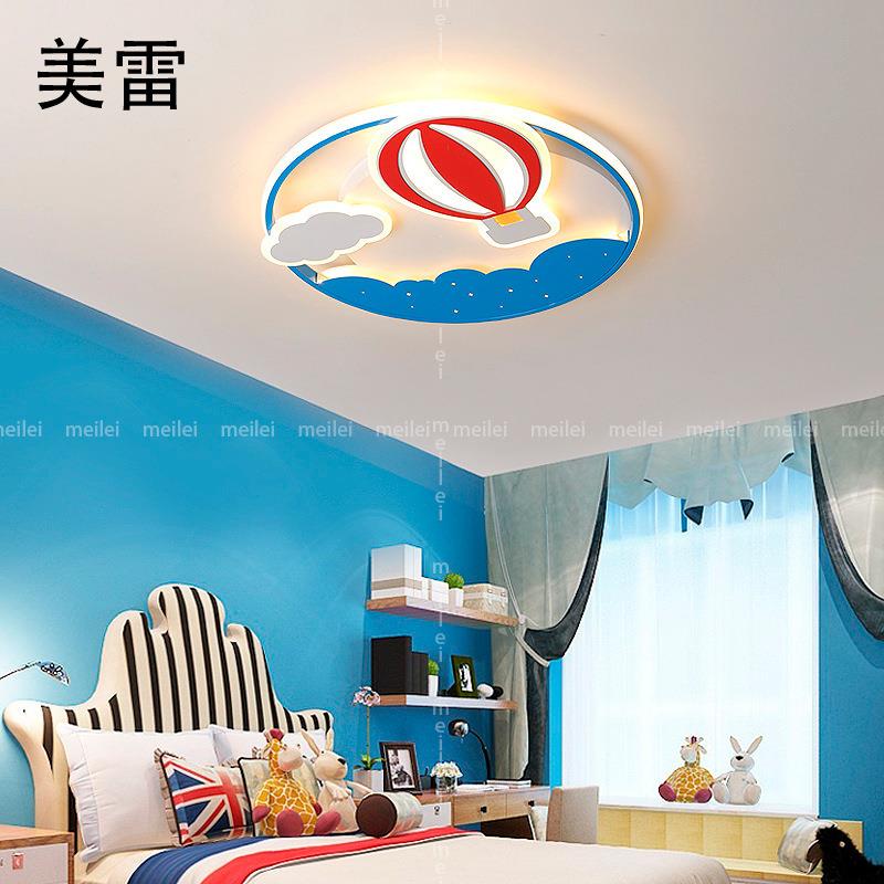 卧室男孩创意火车飞灯客厅女孩儿童房热汽球LED超薄飞机吸顶灯