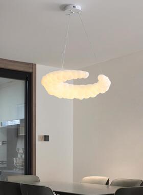 月亮吸顶灯简约白色奶油风主卧灯饰北欧艺术设计感时尚极简卧室灯