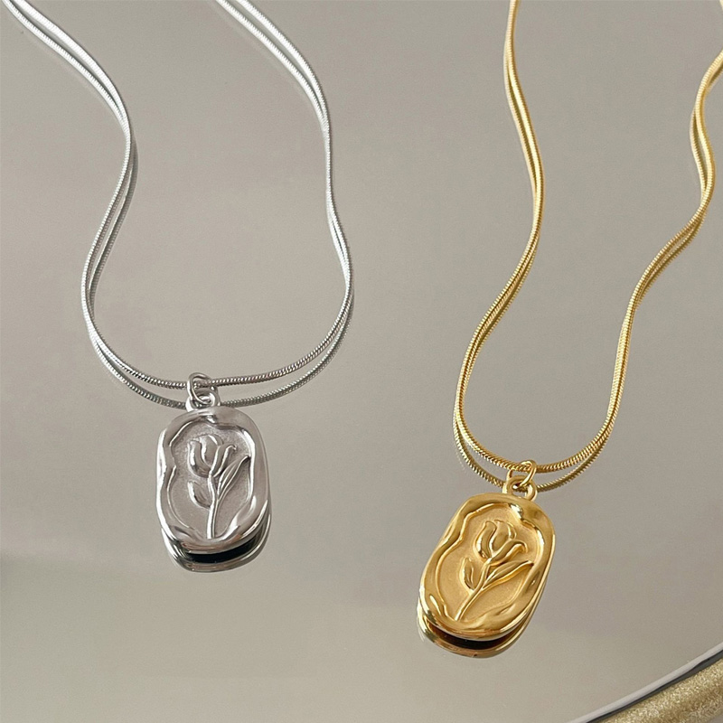 钛钢不褪色浮雕郁金香吊坠项链