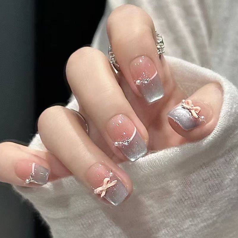 纯手工儿童穿戴甲女童美甲秋冬氛围感穿戴甲蓝精灵中梯法式显白少,彩妆/香水/美妆工具,美甲工具,淘宝优惠券,粉丝福利购,淘宝优惠卷