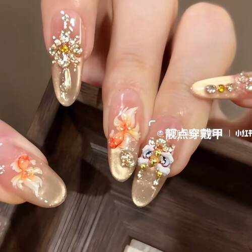 纯手工儿童穿戴甲女童美甲纯手工穿戴甲显白高级锦鲤醒狮新年美甲