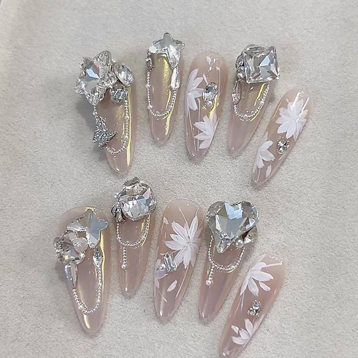 纯手工穿戴蝴蝶贴片成品秋冬满钻巴洛克新款手绘高级裸色手工美甲,彩妆/香水/美妆工具,穿戴甲/甲片,淘宝优惠券,粉丝福利购,淘宝优惠卷