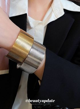 时尚轻奢跨境手镯高级感开口欧美