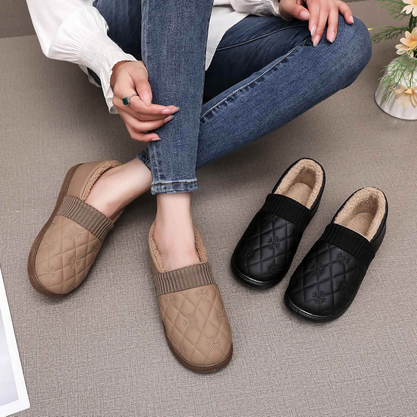 冬款女棉鞋加绒保暖老北京布鞋皮面防水软底外穿舒适休闲妈妈棉鞋