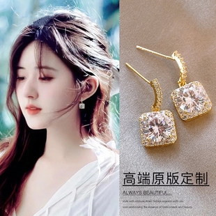 许我耀眼赵露思同款 耳环轻奢高级感耳饰巨好看 方糖耳钉女2025新款