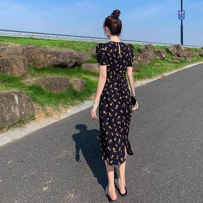法式气质桔梗碎花连衣裙女夏季2025新款高级感中长款显瘦茶歇裙子