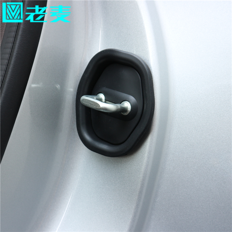 保护门锁，大力关车门时给予缓冲