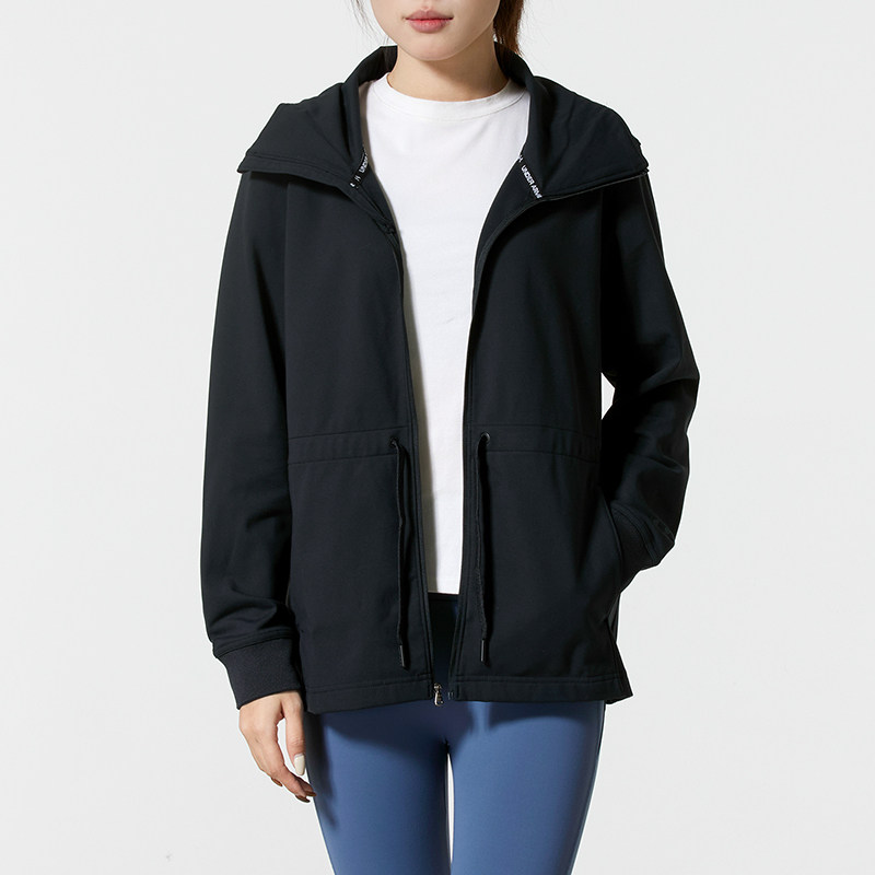 UA安德玛中长款收腰夹克女装26春运动服户外防风跑步上衣休闲外套