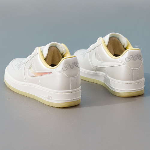 耐克正品AF1女鞋AirForce1运动鞋潮流小白鞋魔术贴复古时尚休闲鞋