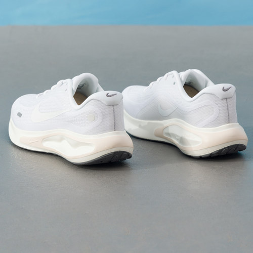 Nike耐克运动鞋女鞋2026春季新款Journey Run健身跑步鞋潮 FJ7765