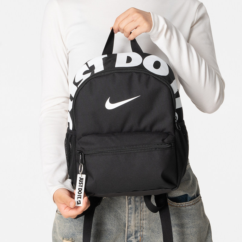 Nike耐克双肩包女款2026夏季新款轻量小背包便携收纳学生旅行包图片