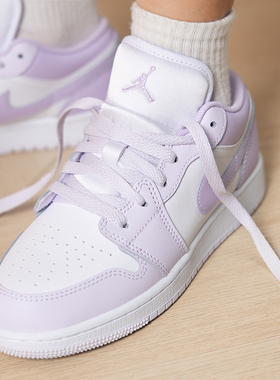 耐克女子紫色AJ 1时尚板鞋AIR JORDAN 1 LOW BG 553560-502