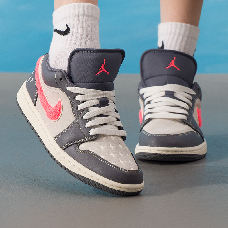 耐克篮球鞋女鞋2025新款AIR JORDAN 1 LOW缓震运动鞋休闲IM6565