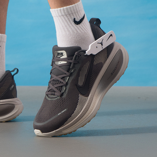 Nike耐克男鞋官方正品Vomero18跑鞋2025冬季新款休闲运动鞋HM6803