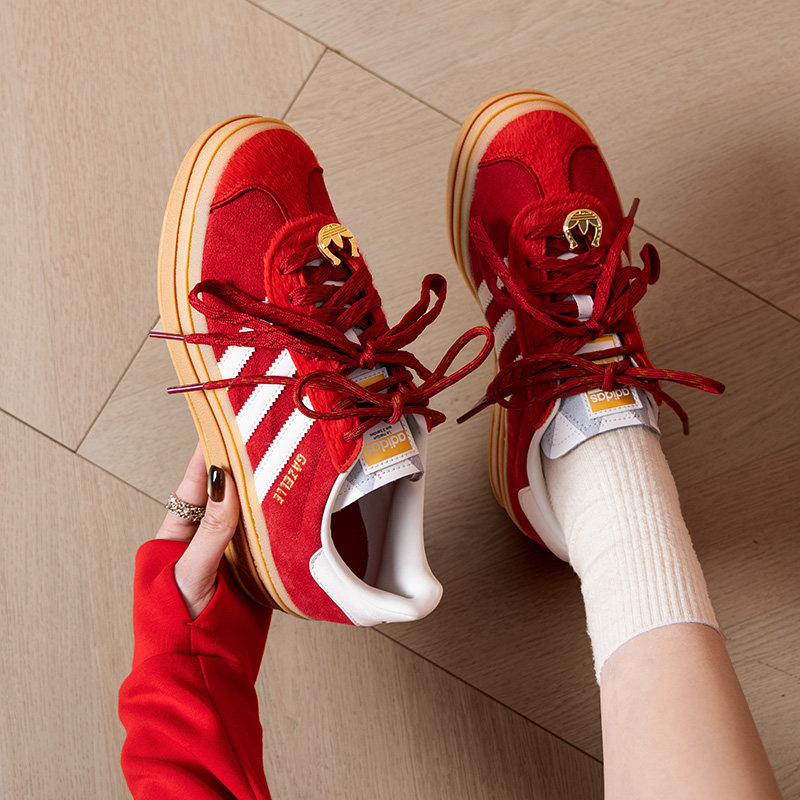 阿迪达斯三叶草新年款板鞋女鞋马年限定运动鞋红色休闲鞋子KJ4293,运动鞋new,运动休闲鞋,淘宝优惠券,粉丝福利购,淘宝优惠卷