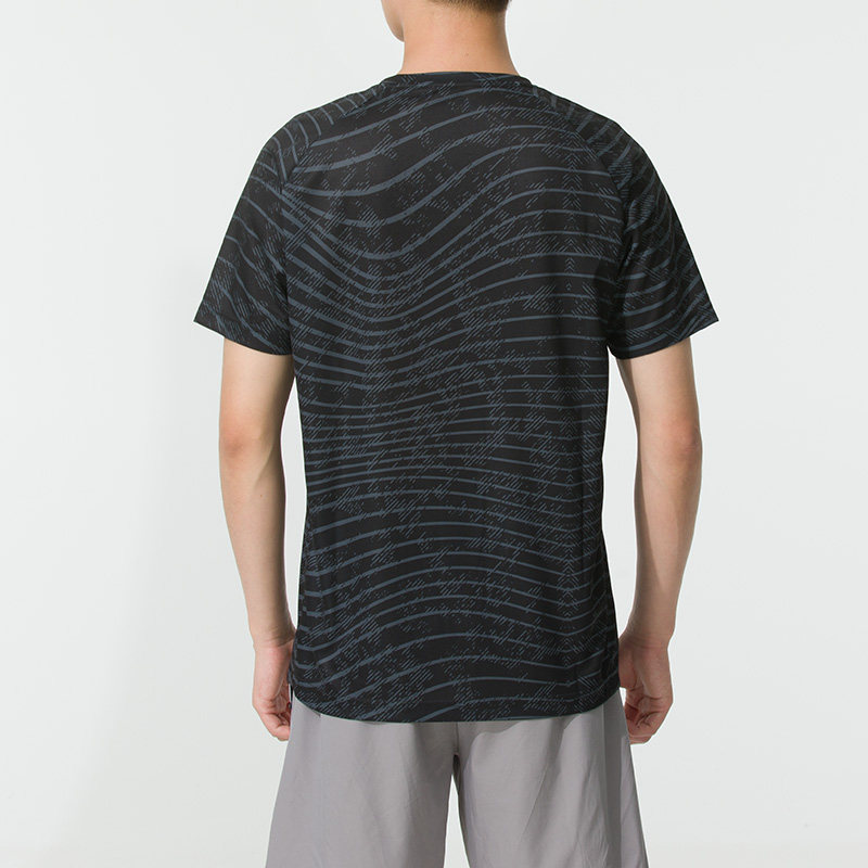 安德玛宽松短袖球衣男装女装情侣跑步T恤短裤五分裤