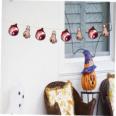 Halloween pumpkin pull flags decorate the party dress up万圣