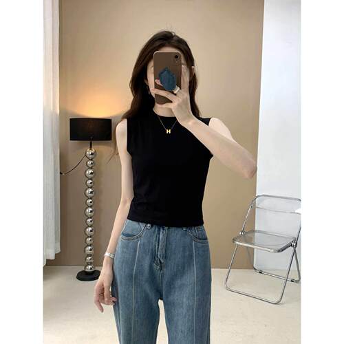 Short Sleeveless Base Vest Women