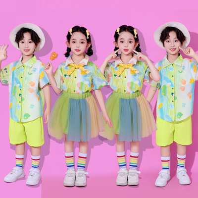 速发六一儿童表演服幼儿园上春山蓬蹈绿色演出班服小学生啦蓬队啦