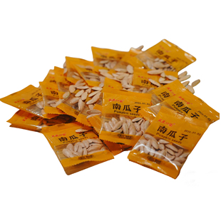 新疆美人甲袋装长粒椒盐南瓜子新货小包装便携零食大礼包鼠鼠口袋