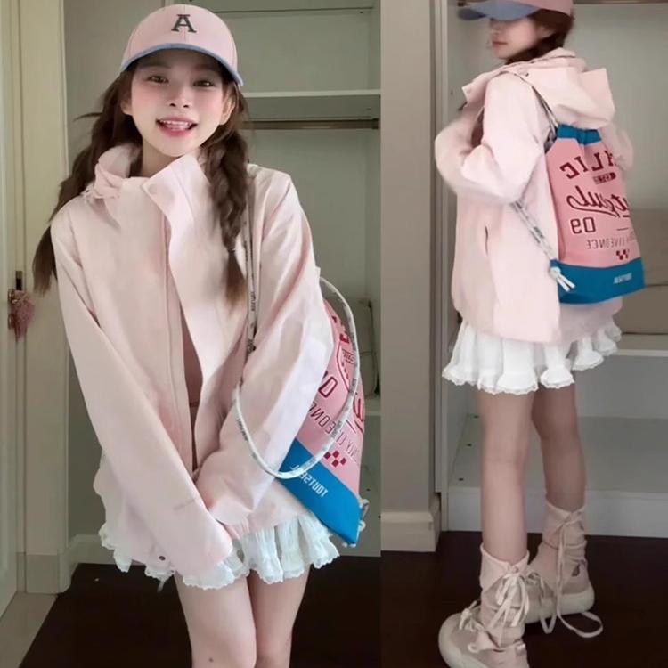 户外登山外套多巴胺冲锋衣