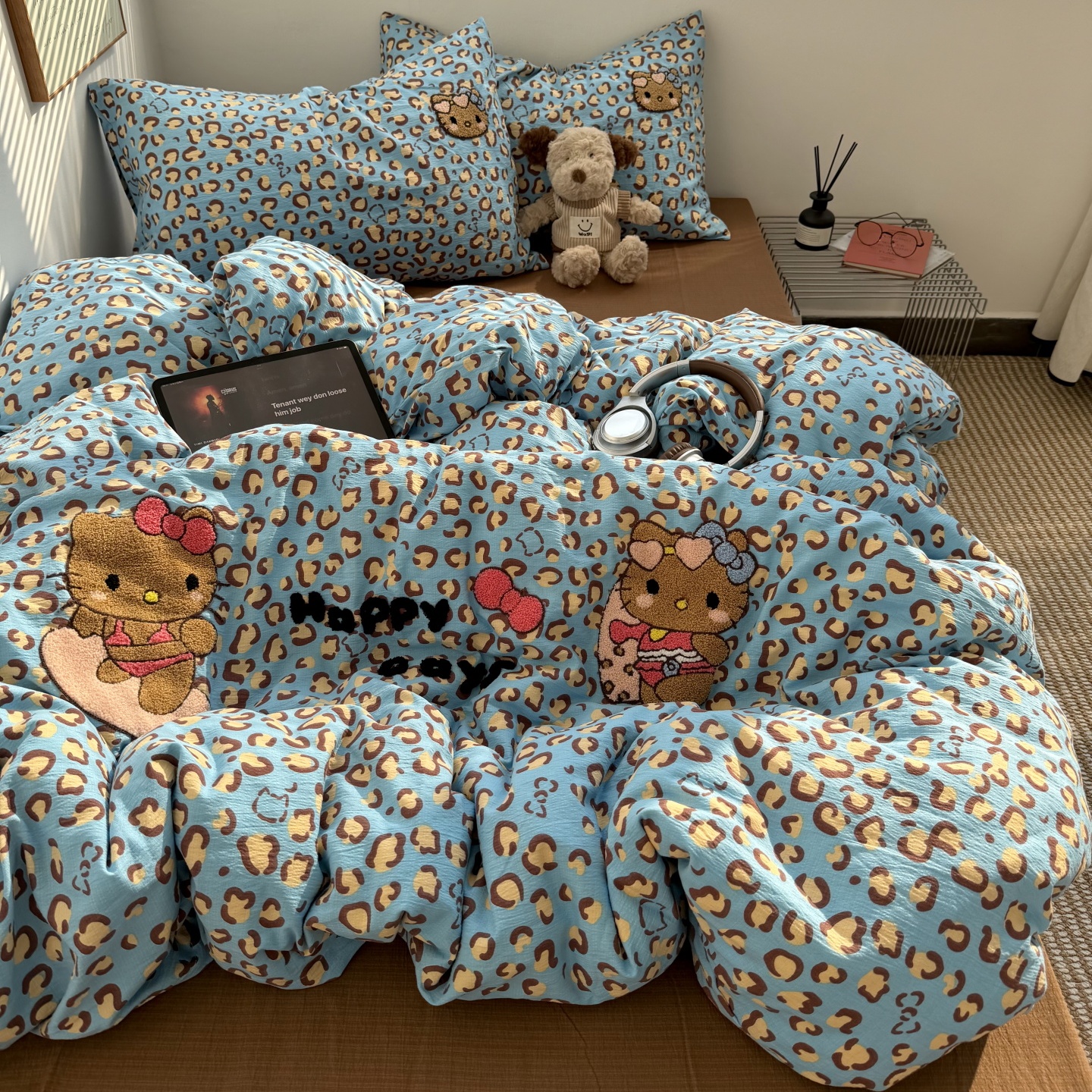 简约蓝咖豹纹猫咪毛巾绣四件套