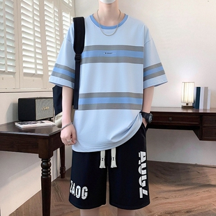 男青少年潮流宽松T恤短裤 运动套装 两件套运动穿搭 短袖 夏季