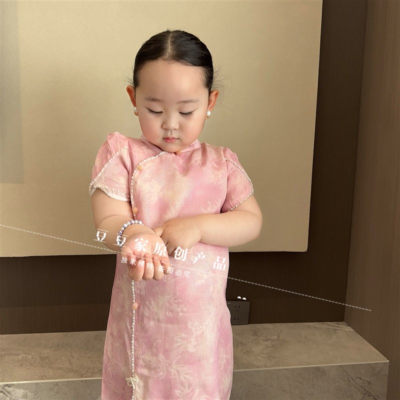 人丝女童旗袍裙2025新款儿童中国风唐装女孩古装汉服珠片连衣裙夏