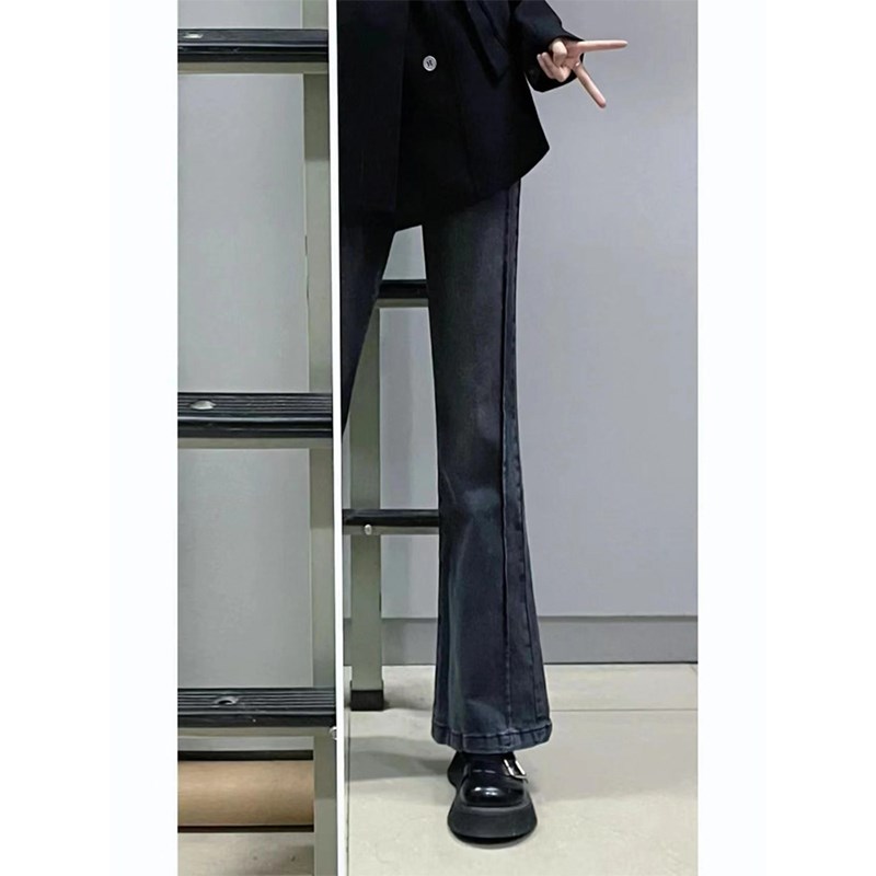 黑灰色微喇牛仔裤女大码胖mm梨型身材裤子高腰显瘦垂坠感喇叭裤秋