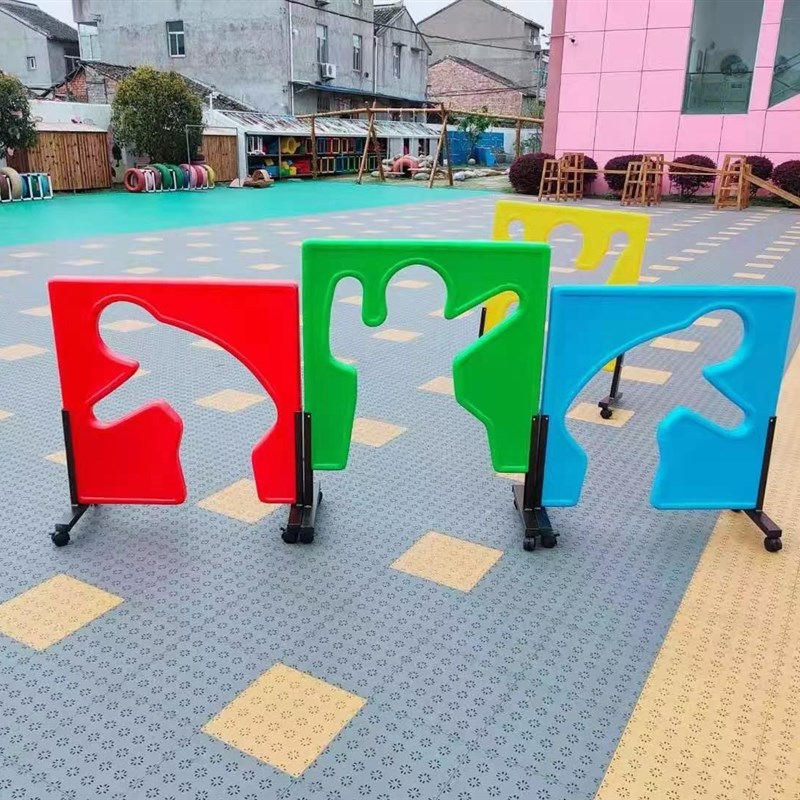 幼儿园人体钻洞造型墙体育器材户外活动亲子运动塑料过墙梯可移动