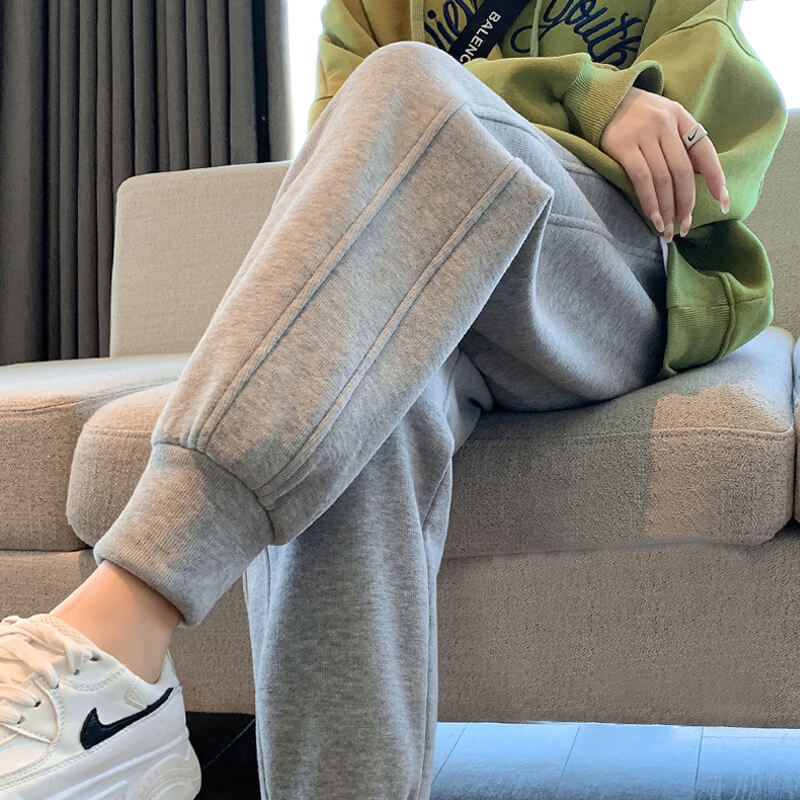 孕妇裤子春秋款外穿小个子大码哈伦裤孕早期女秋季打底运动裤秋装