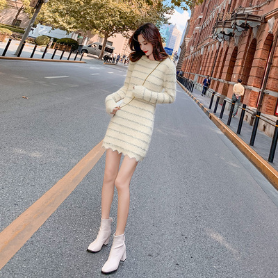 针织内搭毛衣连衣裙女秋冬季2021新款甜美小个子穿搭打底短款裙子
