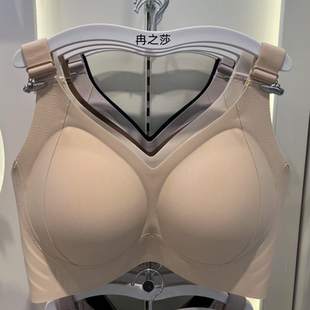 高级大胸显小无痕内衣女收副乳防下垂薄款聚拢调整型大码DE杯胸罩