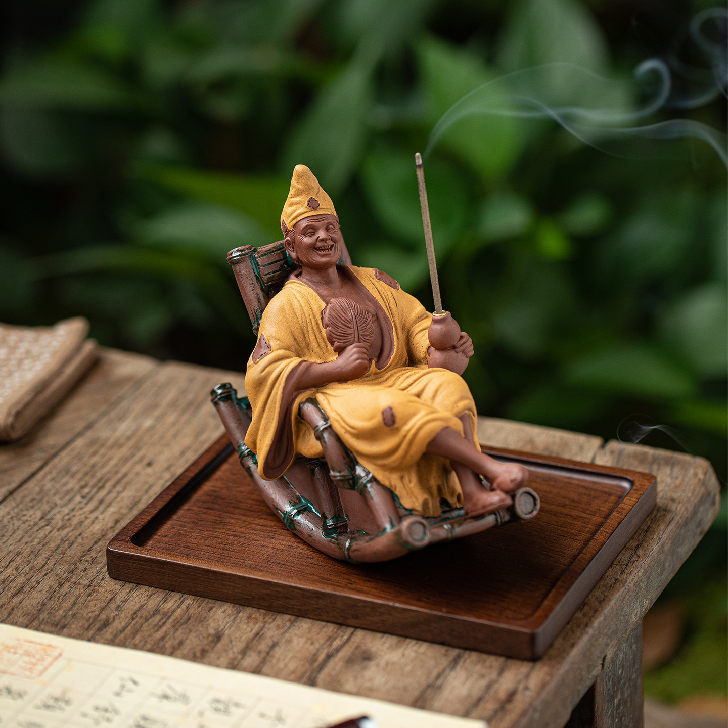 摇摇椅逍遥济公线香插图片