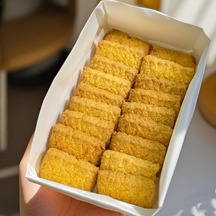 酥到心尖了~莲木叙黄油椰子酥咸蛋黄椰蓉曲奇饼干点心红休闲零食