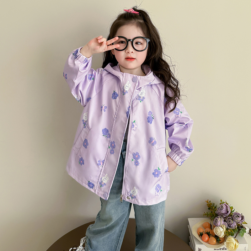 小女孩春季新款甜美碎花外套女娃娃可爱风衣夹克衫洋气宽松外衣潮